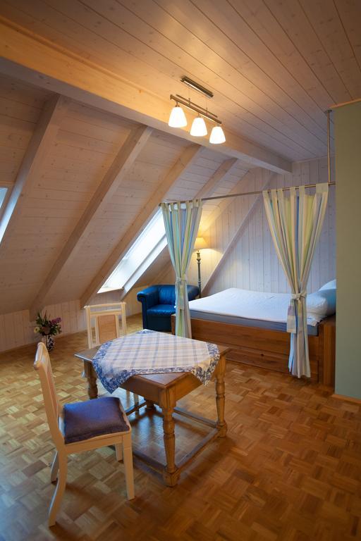 Gaestehaus Craintaler Muehle B&B Creglingen Room photo